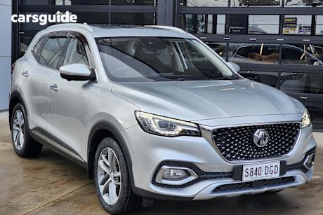 Silver 2022 MG HS Plus EV SUV ESSENCE F