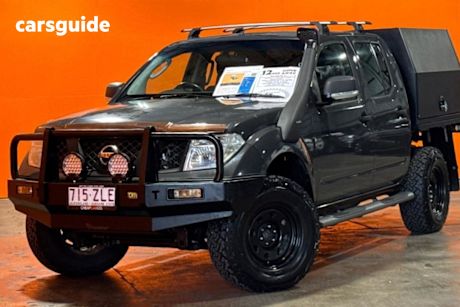 Grey 2008 Nissan Navara Dual Cab Pick-up St-X (4X4)