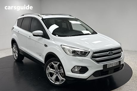 White 2017 Ford Escape SUV TITANIUM 4X4