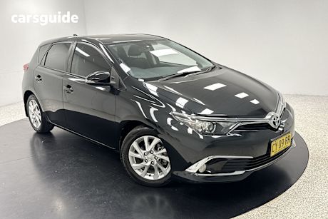 Black 2015 Toyota Corolla Hatch ASCENT SPORT F