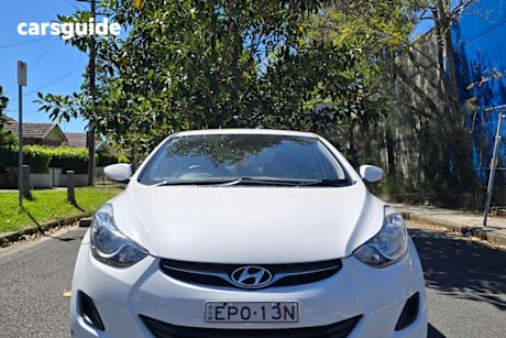 White 2012 Hyundai Elantra Sedan Active