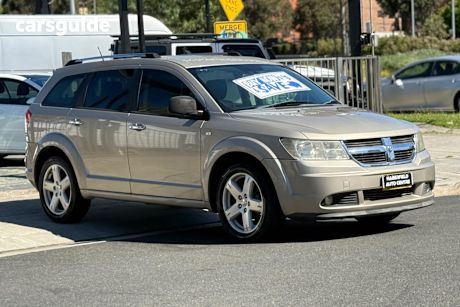 Gold 2009 Dodge Journey SUV R/T F