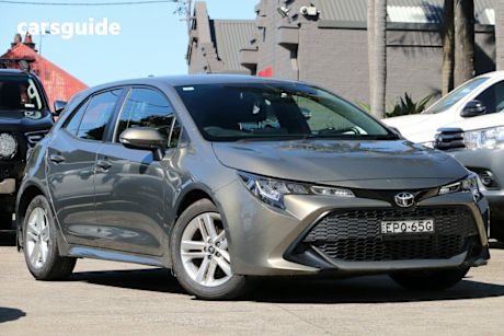 Grey 2018 Toyota Corolla Hatch