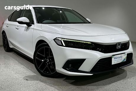 White 2022 Honda Civic Hatch E:HEV LX F