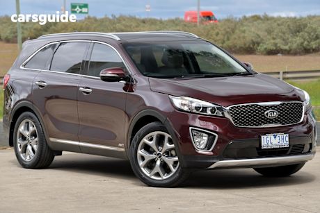 Red 2015 Kia Sorento SUV PLATINUM 4X4
