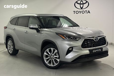 Silver 2024 Toyota Kluger SUV GRANDE 4X4