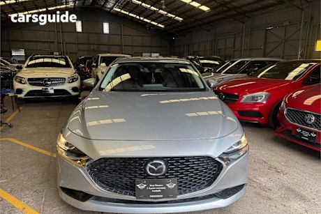 Silver 2019 Mazda 3 Sedan G20 Touring