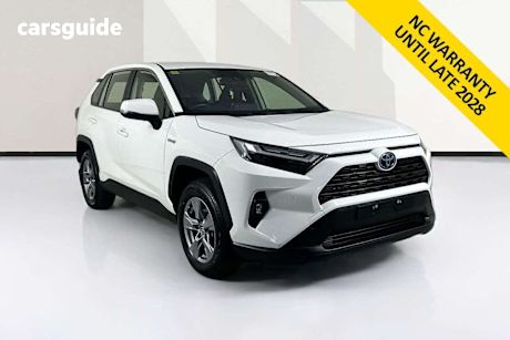 White 2023 Toyota RAV4 Wagon Gx (Awd) Hybrid