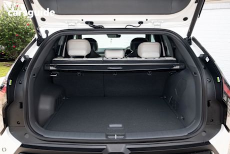 White 2025 Kia Ev3 SUV GT-LINE LONG RANGE F