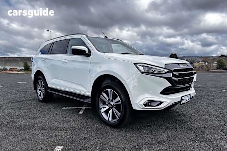 White 2024 Isuzu MU-X SUV LS-T R