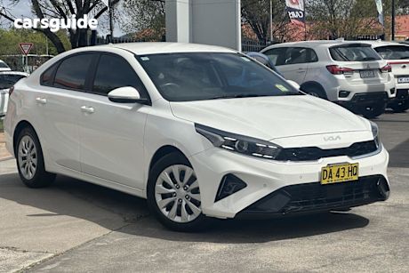 White 2021 Kia Cerato Sedan S