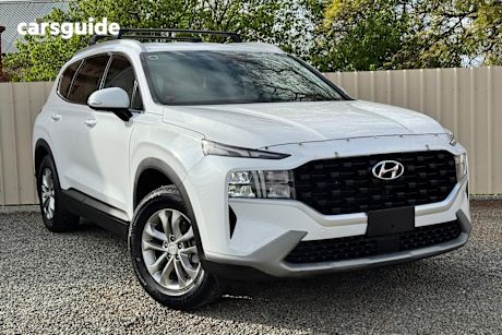 White 2022 Hyundai Santa FE SUV 4X4