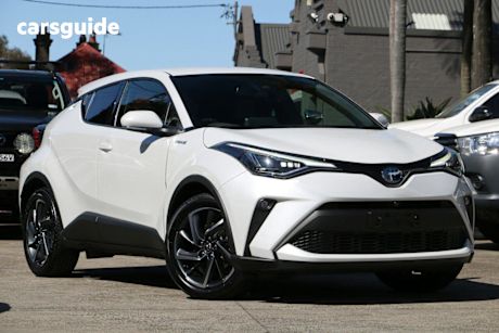 White 2023 Toyota C-HR Wagon Koba (2Wd) Hybrid
