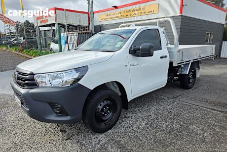White 2023 Toyota Hilux Ute Tray WORKMATE R