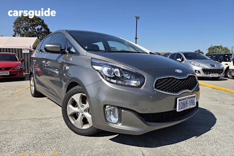 Grey 2013 Kia Rondo Wagon Si