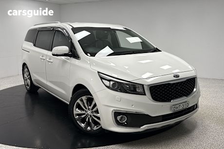 White 2016 Kia Carnival SUV PLATINUM F