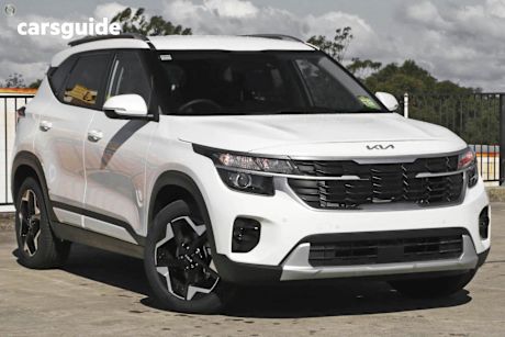 White 2025 Kia Seltos SUV SPORT+ F