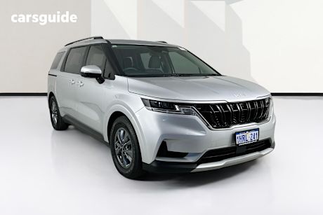 Silver 2022 Kia Carnival Wagon S