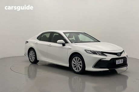 2022 Toyota Camry Sedan Ascent Hybrid
