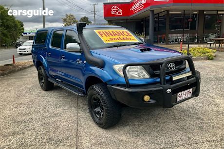 Blue 2011 Toyota Hilux Dual Cab Pick-up Sr (4X4)
