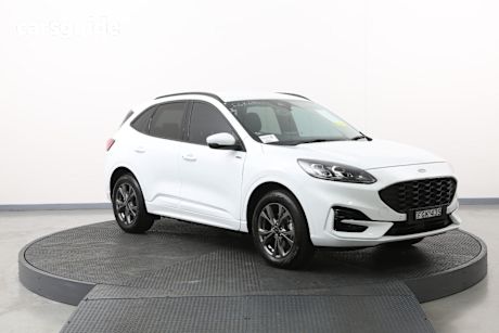 White 2023 Ford Escape SUV ST-LINE PHEV F