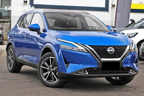 Blue 2024 Nissan Qashqai SUV TI F