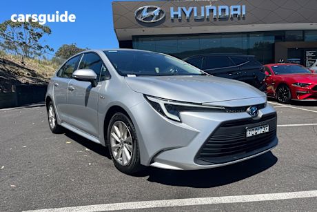 Silver 2024 Toyota Corolla Sedan ASCENT SPORT F