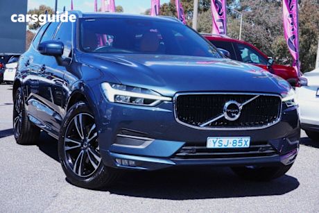 Blue 2018 Volvo XC60 Wagon D4 Momentum