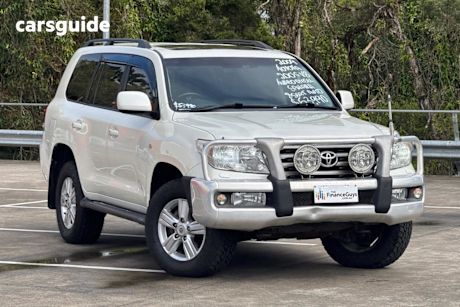 White 2009 Toyota Landcruiser Wagon Sahara (4X4)