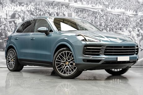 Blue 2018 Porsche Cayenne SUV 4X4