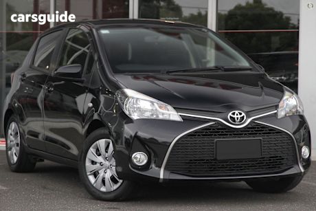 Black 2016 Toyota Yaris Hatch SX F