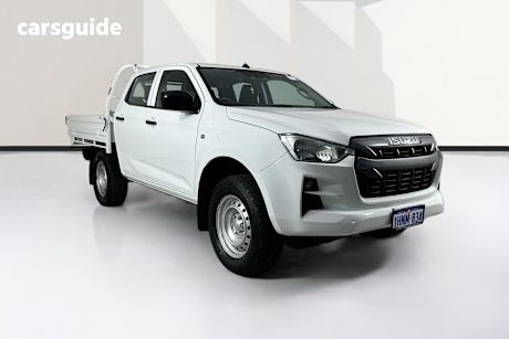 White 2022 Isuzu D-MAX Crew Cab Chassis Sx (4X4)