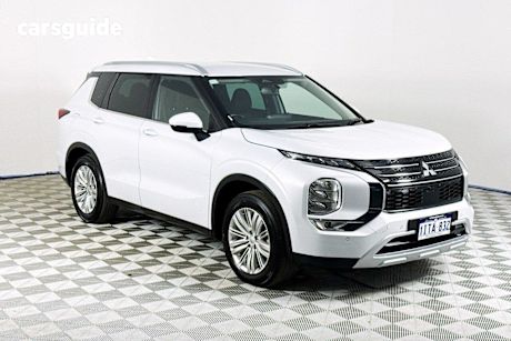 White 2022 Mitsubishi Outlander Wagon Ls 7 Seat (2Wd)