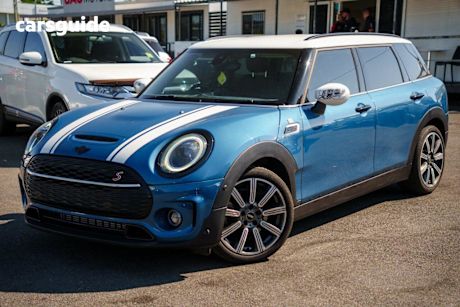 Blue 2023 Mini Clubman Wagon Cooper S Classic