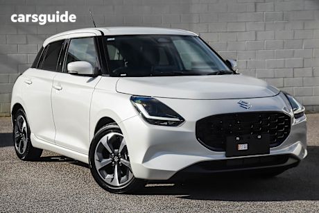 White 2025 Suzuki Swift Hatch HYBRID GLX F