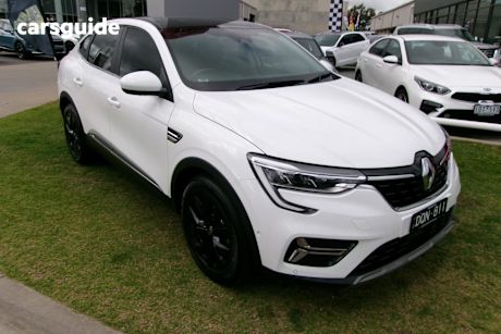 White 2023 Renault Arkana SUV ZEN F