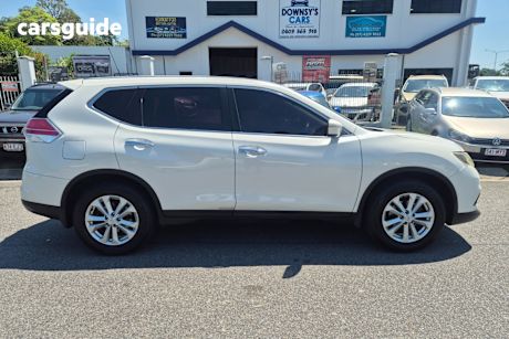 White 2015 Nissan X-Trail Wagon St (Fwd)