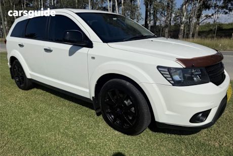 White 2015 Dodge Journey SUV R/T F