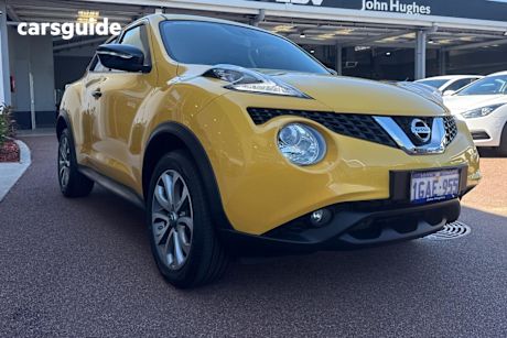 Yellow 2016 Nissan Juke Hatch ST F