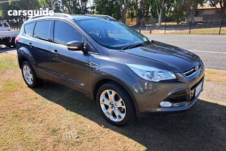 Grey 2015 Ford Kuga Wagon Trend (Awd)