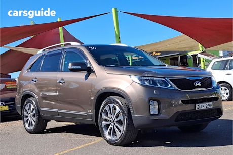 Gold 2013 Kia Sorento SUV PLATINUM 4X4