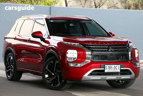 Red 2024 Mitsubishi Outlander SUV EXCEED 4X4