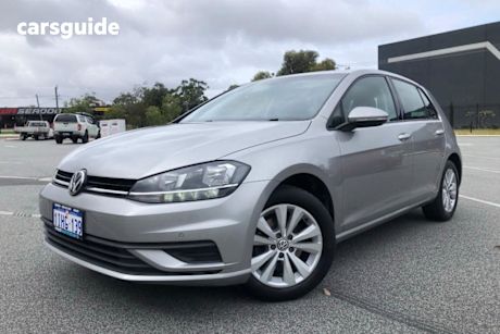 Silver 2018 Volkswagen Golf Hatchback 110 Tsi Trendline