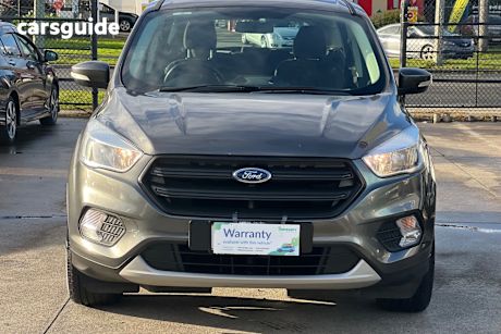 Green 2018 Ford Escape Wagon Ambiente (Awd)
