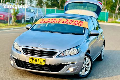 Grey 2016 Peugeot 308 Hatchback Active