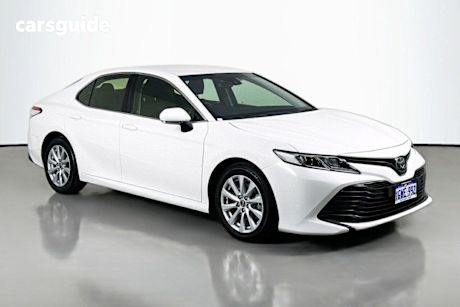 White 2019 Toyota Camry Sedan Ascent