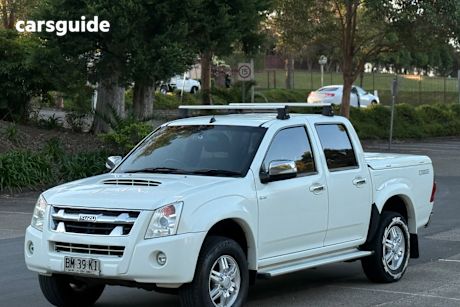 White 2011 Isuzu D-MAX Crew Cab Utility Ls (4X2)
