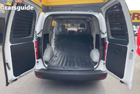 White 2020 Hyundai Iload Van 3S Twin Swing