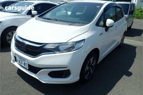 White 2017 Honda Fit Hatch HYBRID F