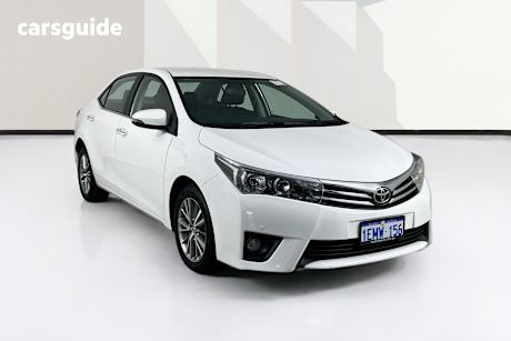 White 2014 Toyota Corolla Sedan Sx